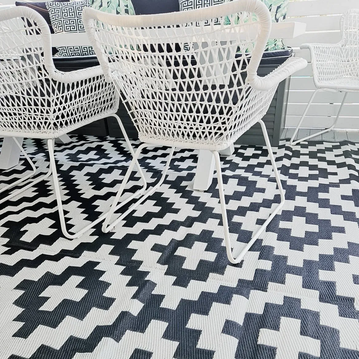 Aztec Black & White Diamond Pattern Foldable Large Waterproof Camping Mat - 270x360 CM