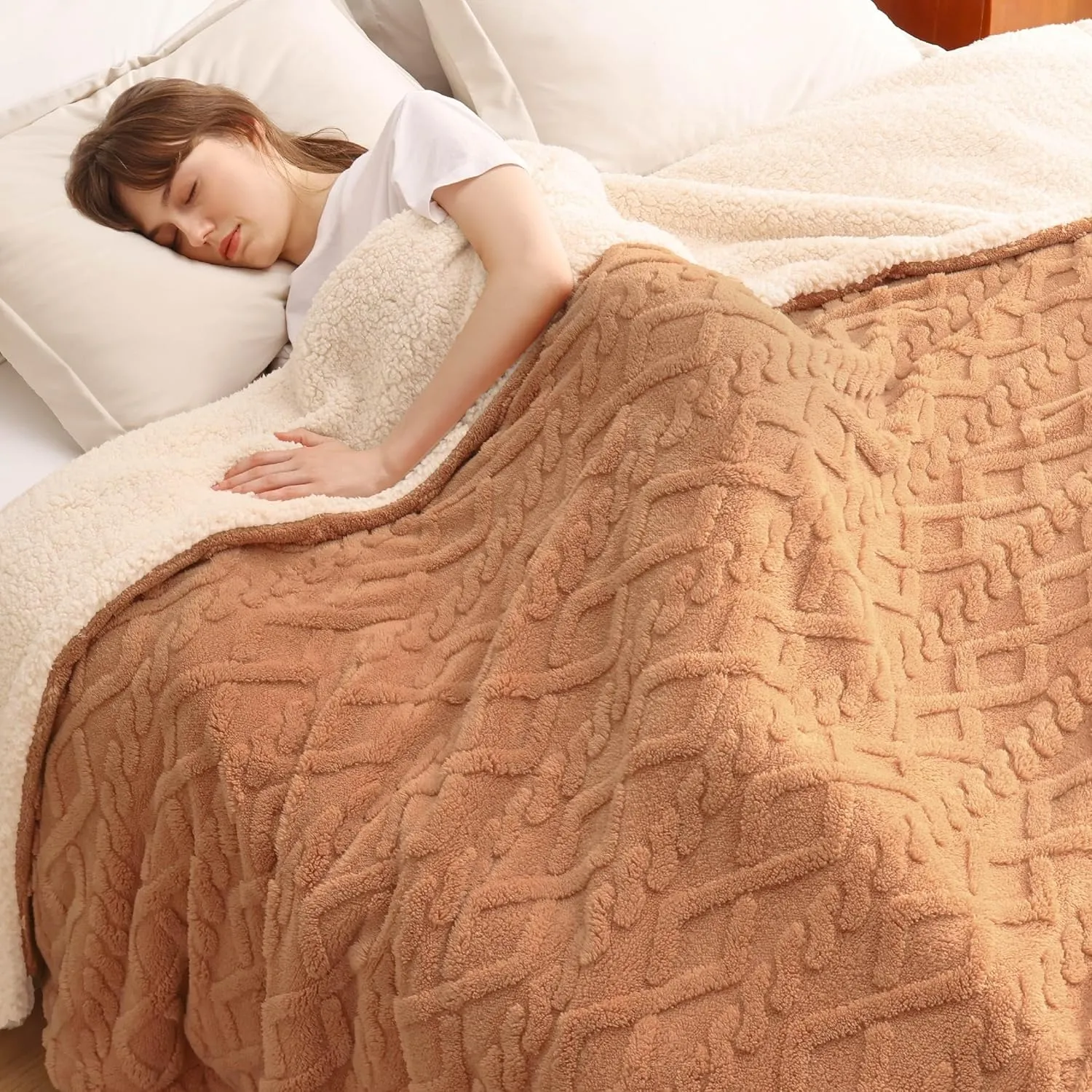 Bedsure Sherpa Queen Size Blanket for Bed - Fleece Soft Cozy Fuzzy Cable Blankets for Women, Thick Warm for Winter and All Seasons, Light Brown, 90x90 Inches