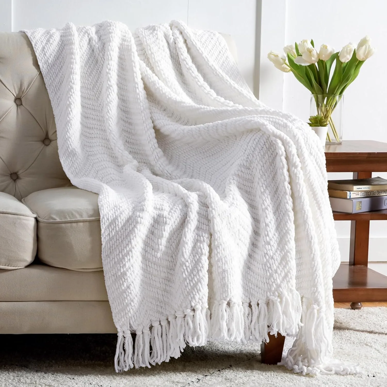 Bedsure White Throw Blankets for Couch - Textured Chunky Knit Woven Chenille Blanket - Super Soft, Warm Decorative Boho Throw with Tassels for Bed, Sofa and Living Room Decor, 50x60 Inches