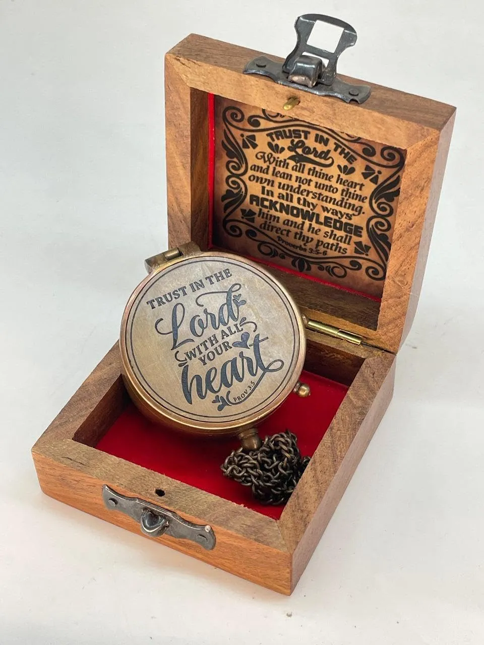 Brass Compass Engraved “Trust in The Loard” Compass is Unique Birthday Gifts for Men, Husband or Wife Customize Antique Compass is a Classy Gifts, with a Wooden Box.