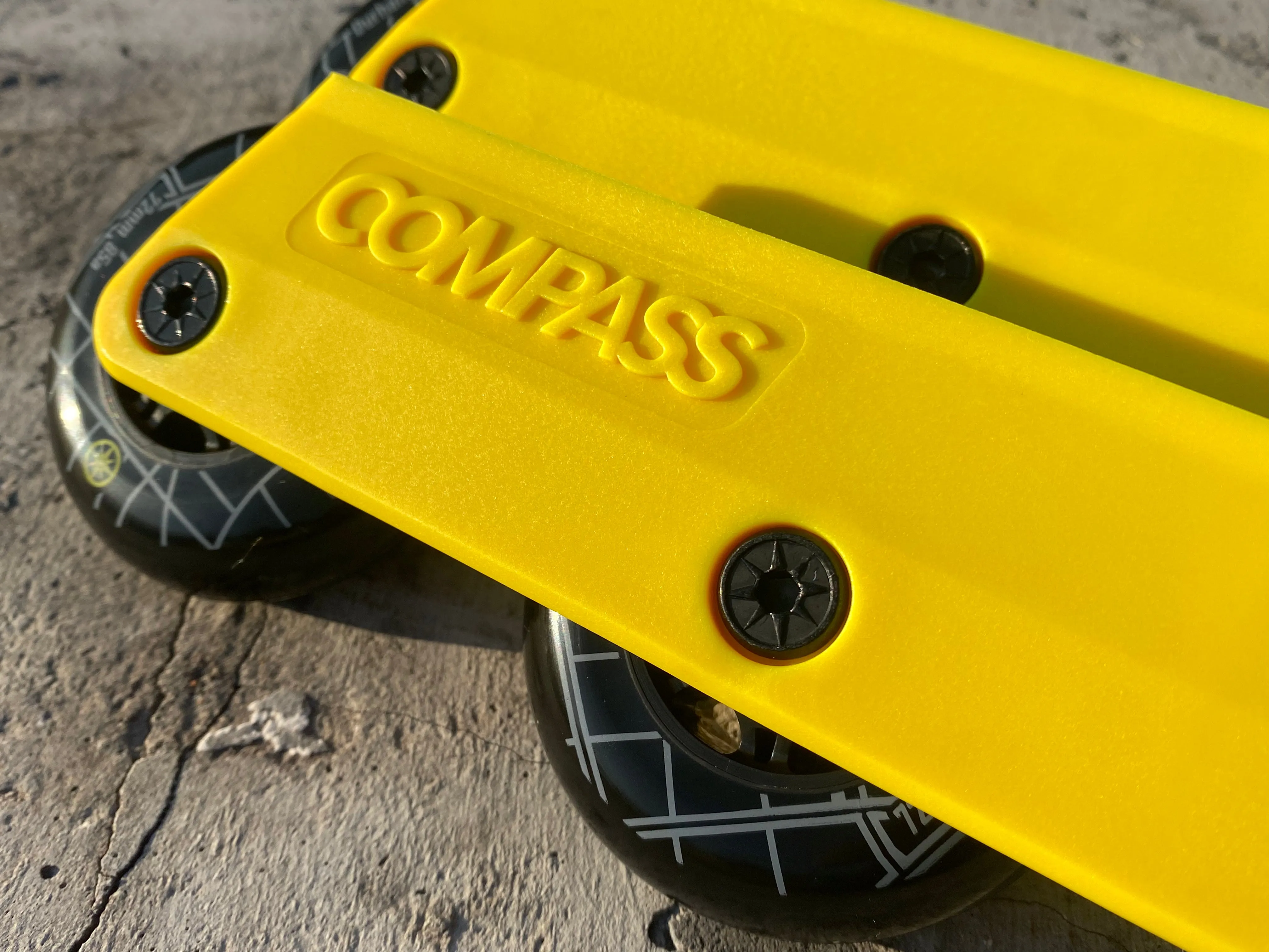 COMPASS - Blue Ridge Frame - Ready to Roll 72mm Setup - Yellow