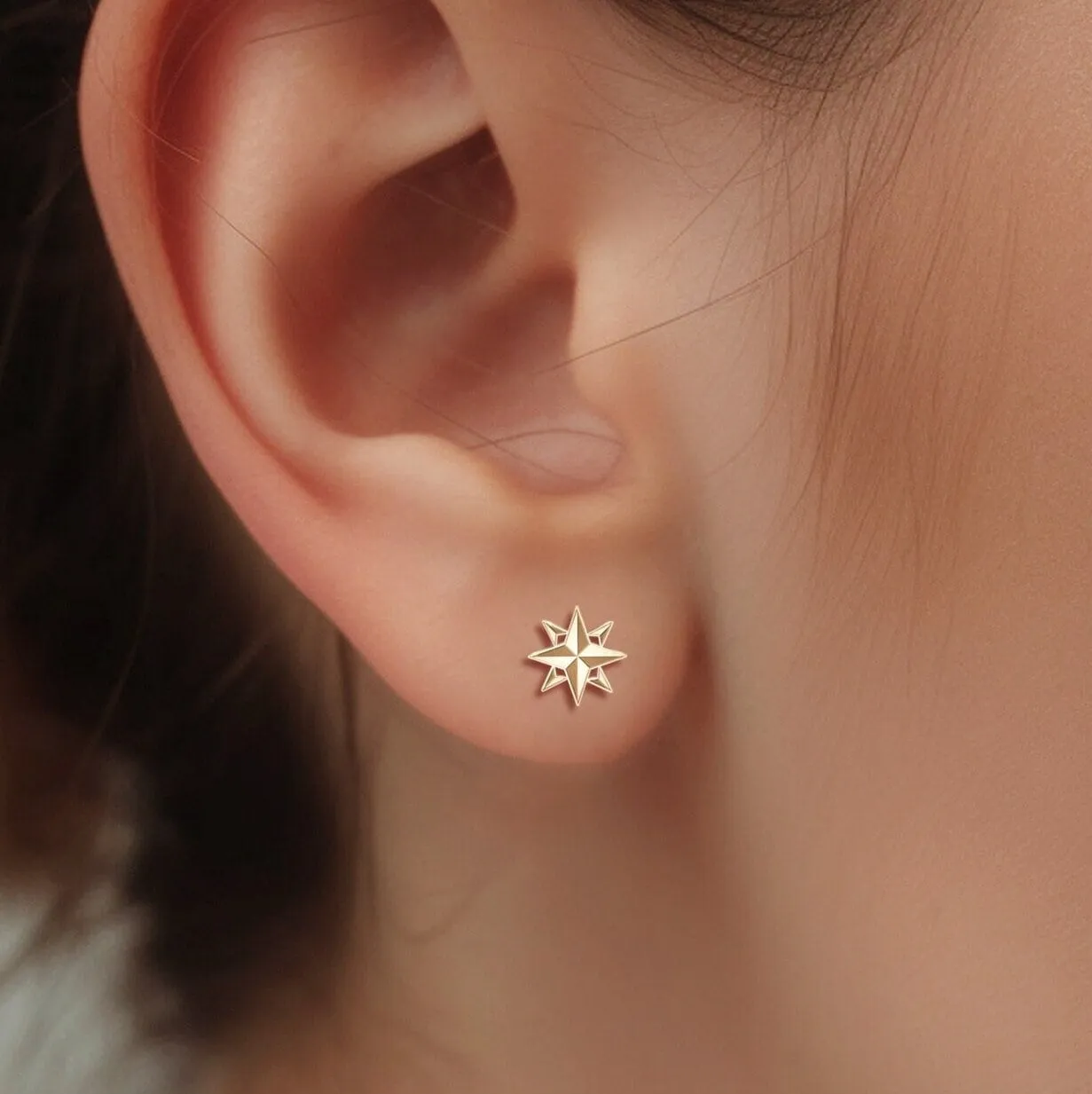 Compass Star Stud