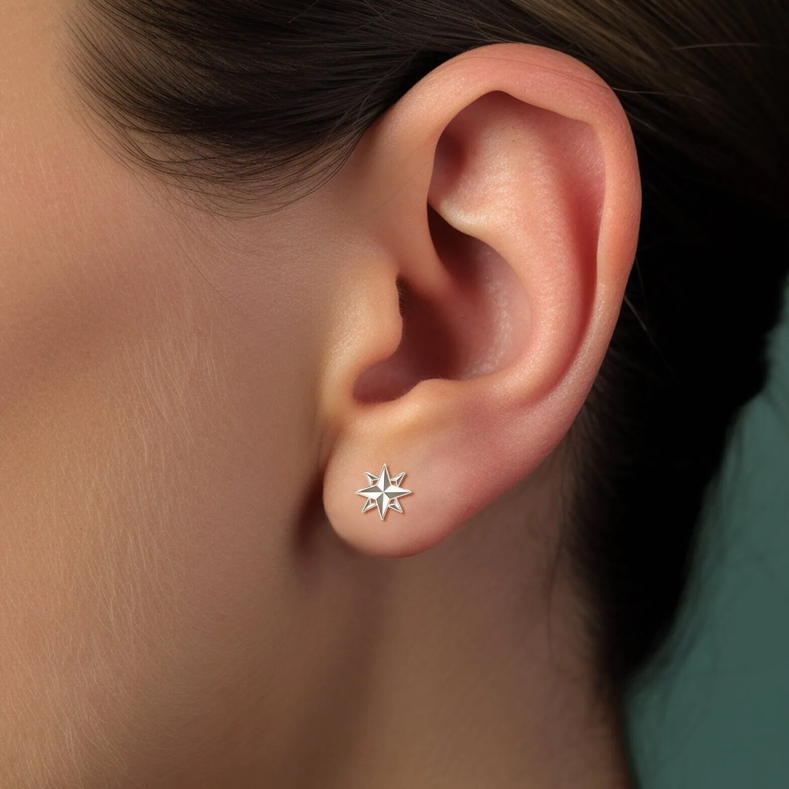 Compass Star Stud