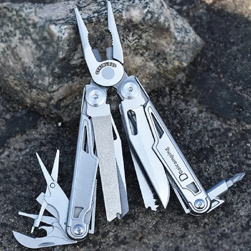 DAICAMPING DL1 Multi-Tool with Extra Cutter, Scissors, Saw, and Folding Knife for Camping and EDC