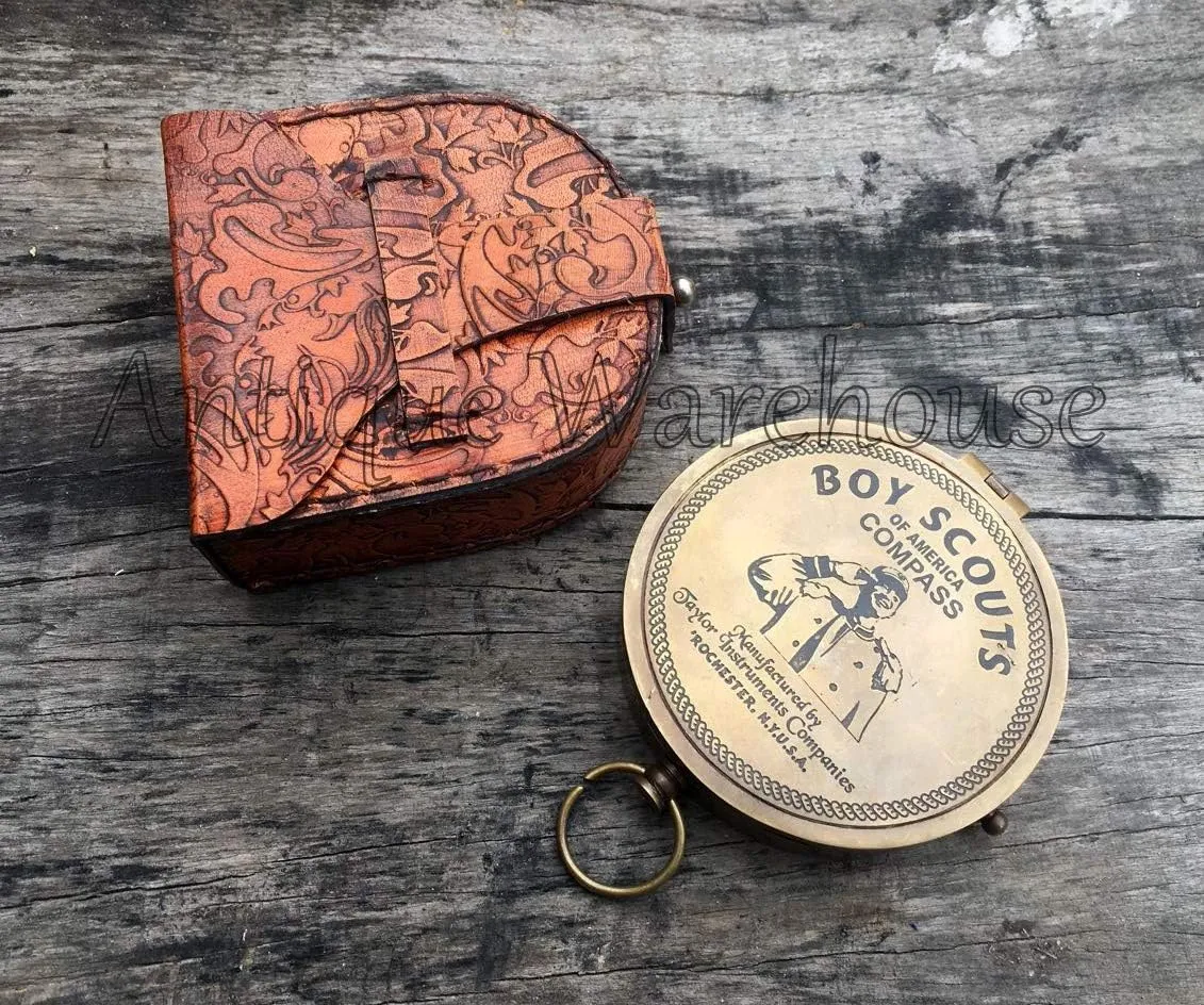 Handmade Nautical Brass Antique Finish Boy Scouts Pocket Compass Vintage Marine Ship Instrument Gift Compass with Leather Craving Case