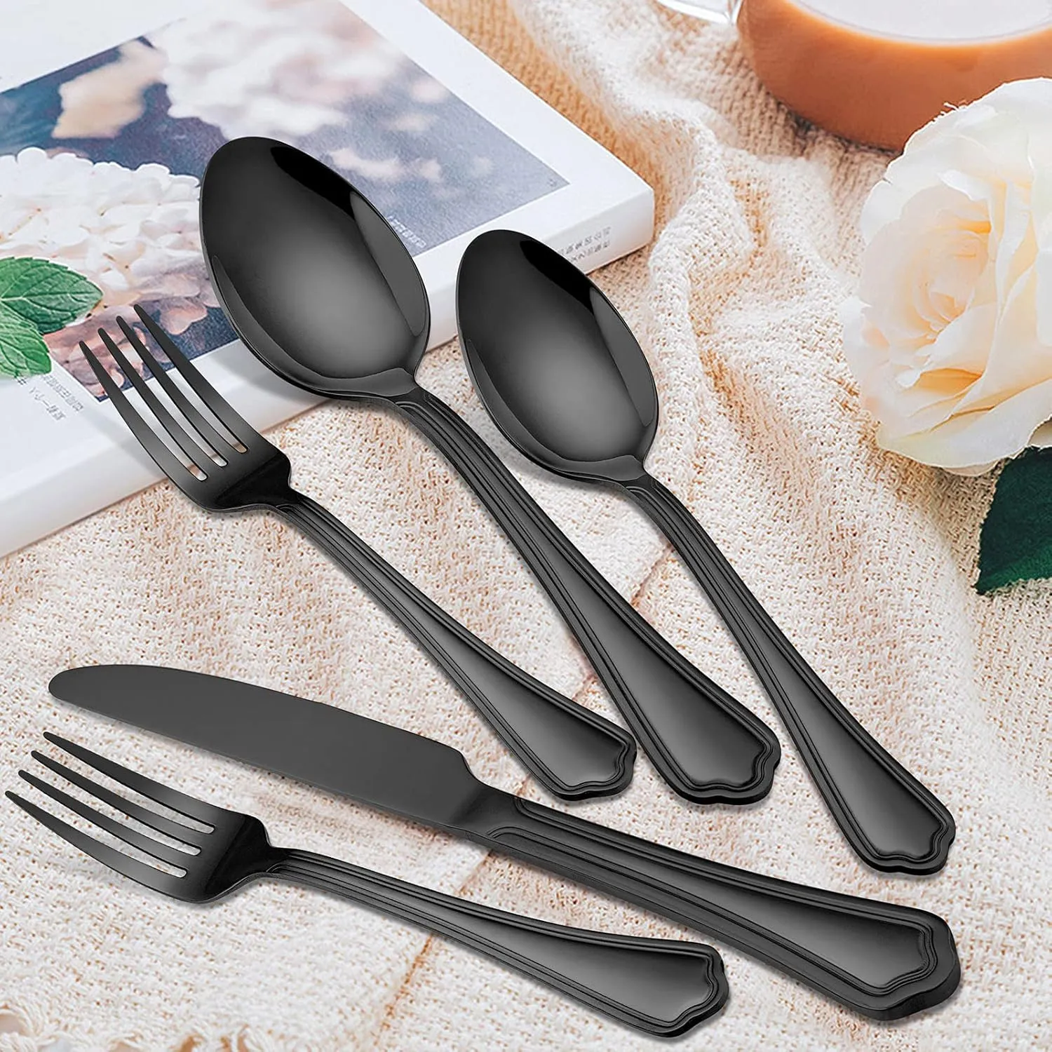LIANYU 24-Piece Black Silverware Set with Steak Knives and Organizer Tray, Stainless Steel Cutlery Flatware Set for 4, Tableware Eating Utensils with Scalloped Edge, Dishwasher Safe