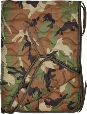 Mil-Tec Ripstop Poncho Liner - Lightweight Portable Durable Polyester Versatile Poncho Liner - Can be Used as Comforter, Blanket, Ground Mat, Sleeping Bag - Carry Bag Included - Woodland Camo