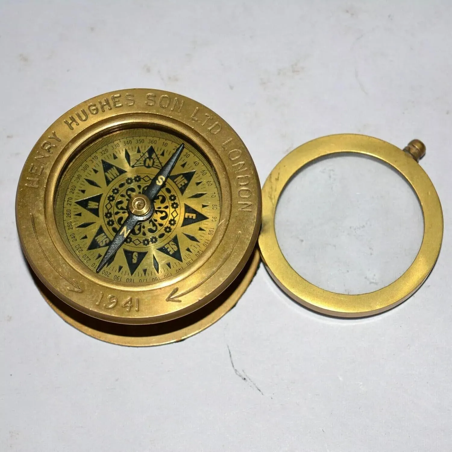Nautical Brass Folding Magnifying Glass Map Reader Compass Navigational Antique Style Compass for Camping & Hiking Use