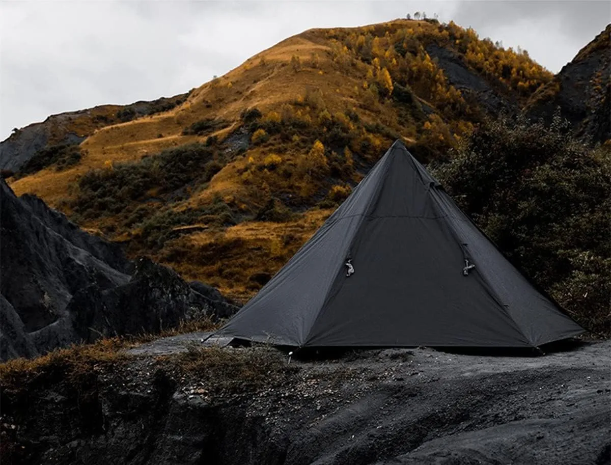 UNISTRENGH Camping Teepee Tent Indian Tent Yurt 4 Season Double Layers Waterproof Sunscreen Shelter Pyramid Spire Tents for Outdoor Hiking Hunting