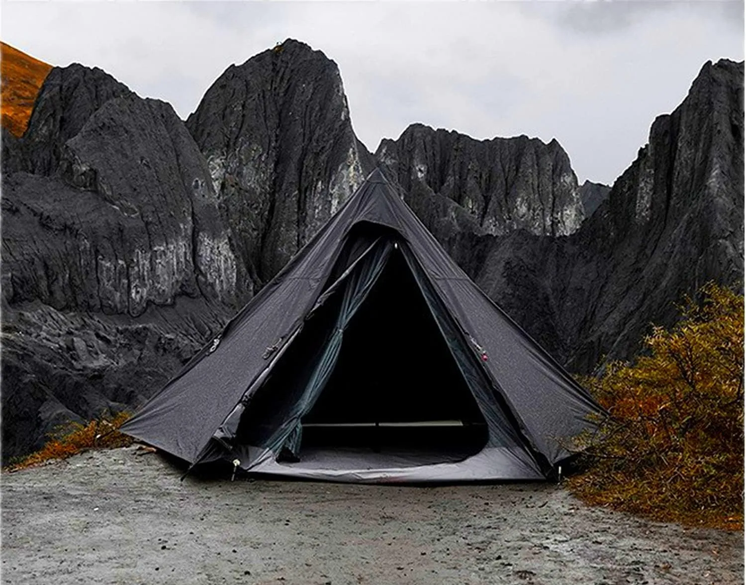 UNISTRENGH Camping Teepee Tent Indian Tent Yurt 4 Season Double Layers Waterproof Sunscreen Shelter Pyramid Spire Tents for Outdoor Hiking Hunting